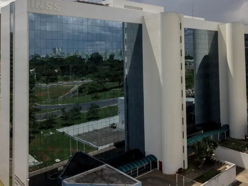 INSS estima iniciar ressarcimento de aposentados no dia 24 de julho