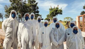 Legenda: Foram vistoriadas 194 propriedades em um raio total de dez quilômetros do foco. As 25 propriedades mais próximas, que estavam na zona de três quilômetros da propriedade, receberam inspeção