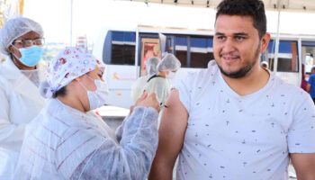 110 mil pessoas contra a Influenza