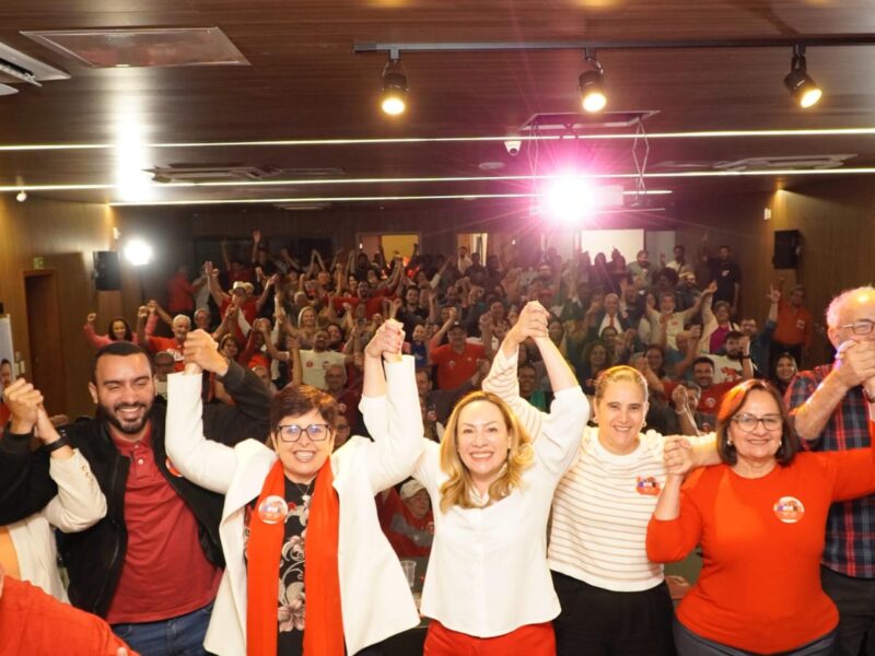 Adriana Accorsi concorre à presidência estadual do PT em pleito neste domingo, 6