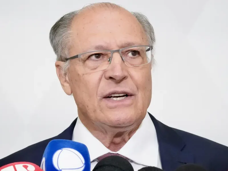 Alckmin se reúne com big techs para discutir tarifaço de Trump
