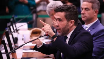 Janones é suspenso por três meses em Conselho de Ética da Câmara