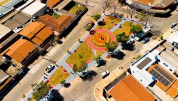 Prefeitura revitaliza Praça das Mães na Vila Pai Eterno em Trindade