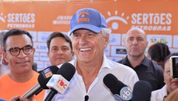 Caiado anuncia largada do Sertões 2025 em Goiânia