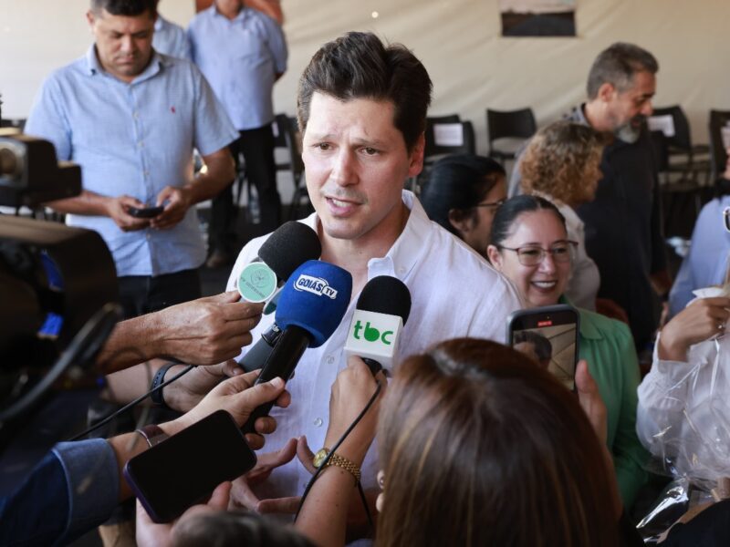 Daniel Vilela assina ordem de serviço da GO-409 e projeta Goiás como líder em infraestrutura no Brasil