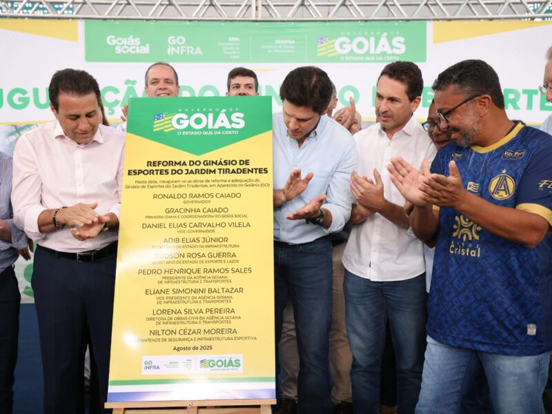 Daniel Vilela entrega obra que vai ampliar fornecimento de água em Aparecida de Goiânia