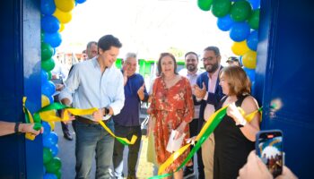 Daniel Vilela inaugura escola em Goiânia na abertura do segundo semestre letivo