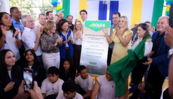 Em Itumbiara, Gracinha Caiado inaugura Colégio Estadual Damores do Amaral Medeiros