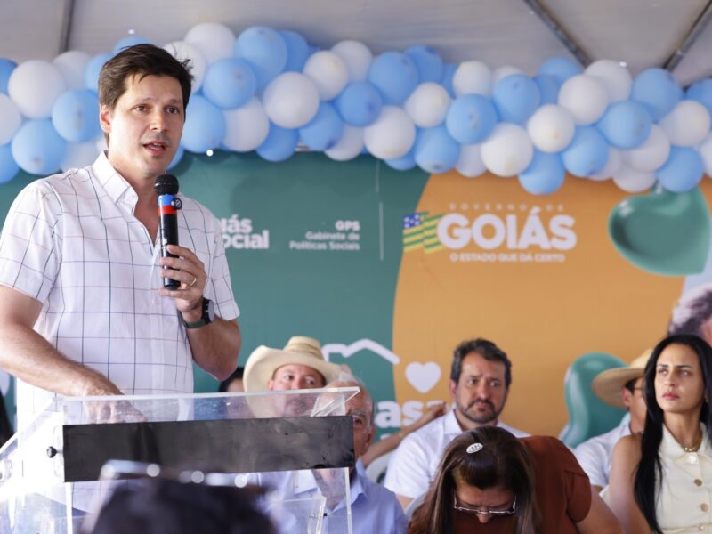 Daniel Vilela entrega 60 casas a custo zero no Norte de Goiás