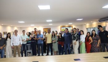 Prefeitura convoca todos os aprovados em cadastro de reserva para professor