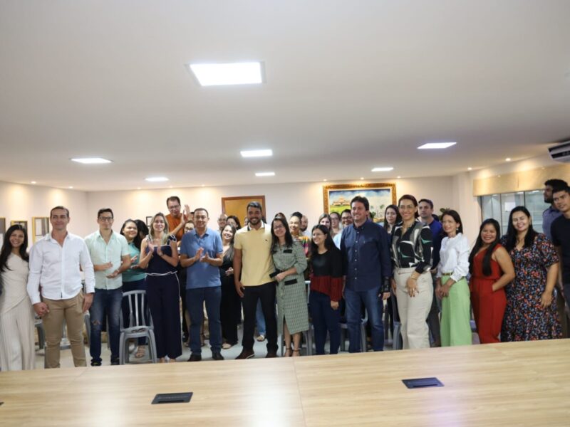 Prefeitura convoca todos os aprovados em cadastro de reserva para professor