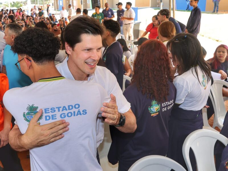 Daniel Vilela entrega 89 casas a custo zero em Água Limpa e Rio Quente