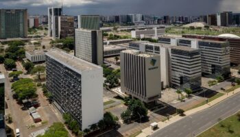 CGU abre 40 processos sobre descontos ilegais em pensões do INSS