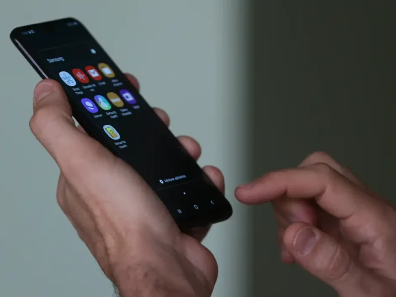 Veto a celular leva 80% dos alunos a prestar mais atenção nas aulas