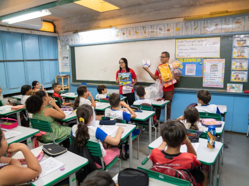 Goiás Social e OVG mobilizam escolas públicas para a tradicional distribuição de brinquedos do Natal do Bem