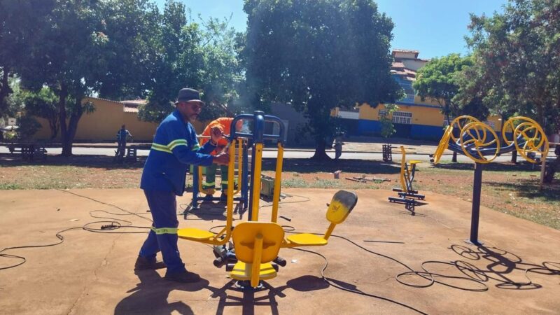 Comurg realiza manutenção e conservação, nesta terça-feira (28/10), em seis praças da capital