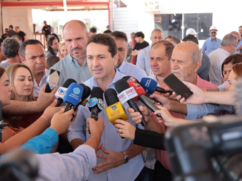 Prefeito Vilela inaugura duplicação e recapeamento das Avenidas Euclides da Cunha e Amendoeira
