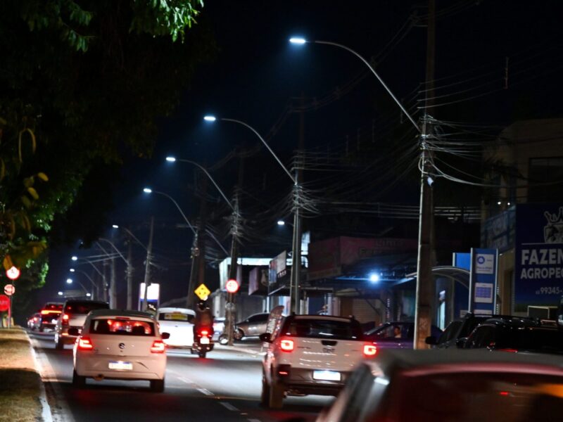 Canal de atendimento do Brilha Goiânia funciona 24h e garante resposta rápida às trocas de lâmpadas