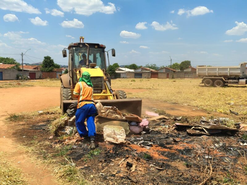 Comurg faz limpeza e roçagem para prevenir transtornos no período chuvoso