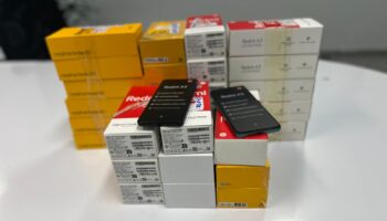 Prefeito Sandro Mabel recebe mais de 4 toneladas de vestuário da Receita Federal para reforçar a assistência social em Goiânia