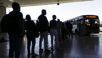 Estudo defende substituir vale-transporte por tarifa zero universal