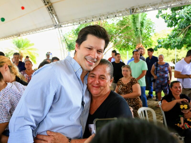 Dignidade garantida: Daniel Vilela entrega 64 casas a custo zero em Cumari e Goiandira