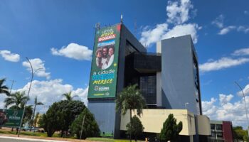 Prefeito Sandro Mabel mantém calamidade na saúde por 180 dias