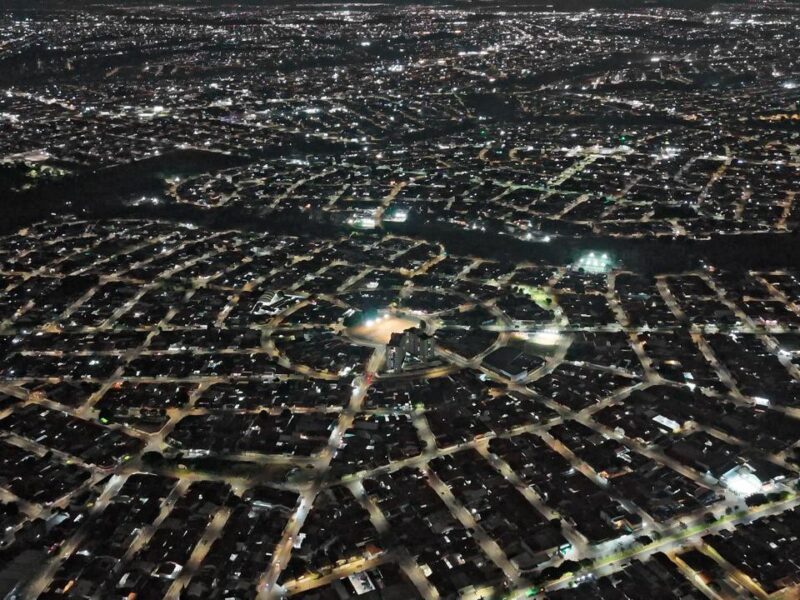 Gestão do prefeito Vilela conclui iluminação de led em 100% de Aparecida em apenas 8 meses