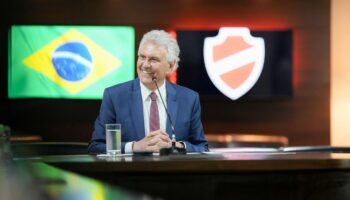 Caiado autoriza doação de área em Goiânia ao Vila Nova Futebol Clube