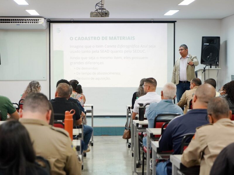 Governo de Goiás lança edital para qualificação acadêmica de servidores públicos