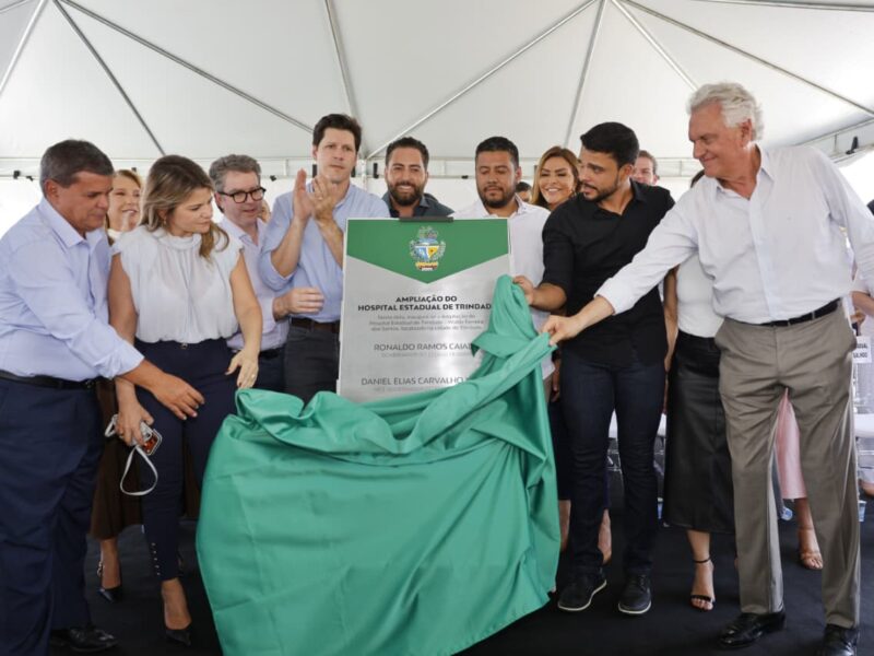 Caiado e Daniel Vilela inauguram nova expansão do Hospital Estadual de Trindade