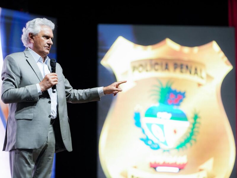 Caiado ministra aula magna do primeiro curso de pós-graduação em Execução de Polícia Penal